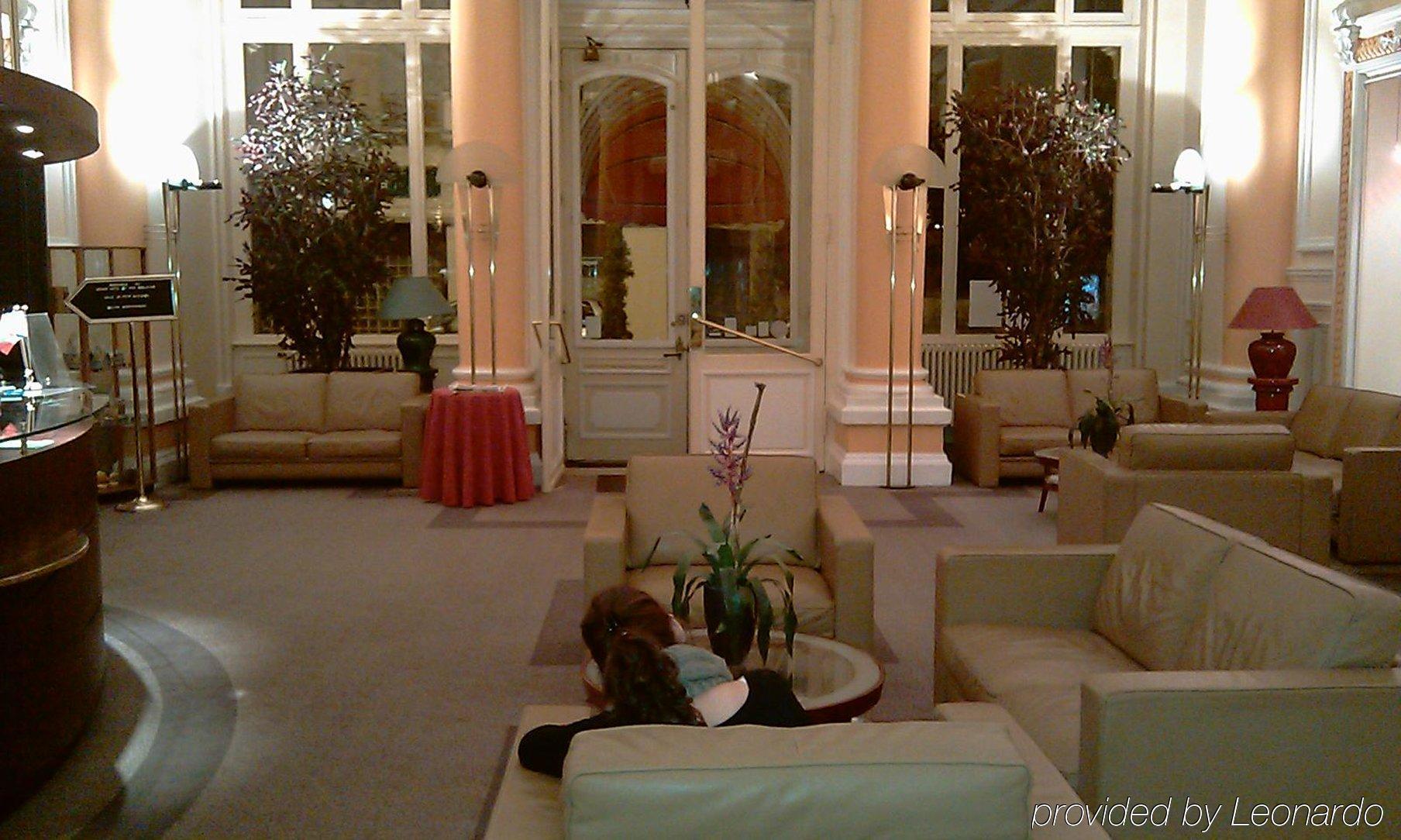Grand Hôtel Du Tonneau D'Or Belfort Interior foto